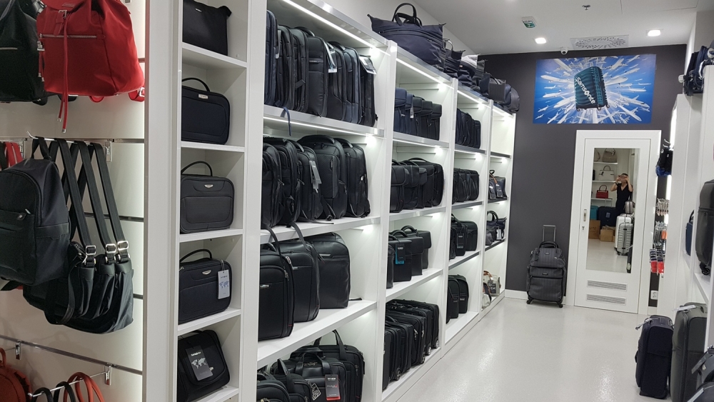 Podruhé jsme tu vás v OC Palladium Praha s EXKLUZIVNÍM obchodem DOMIbags!